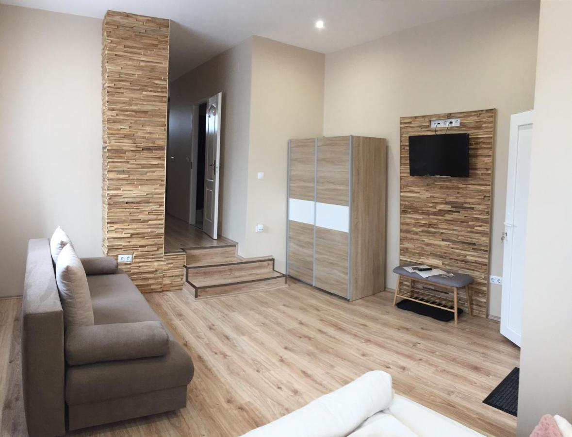 Family Apartmanhaz Apartment Nagykanizsa Luaran gambar