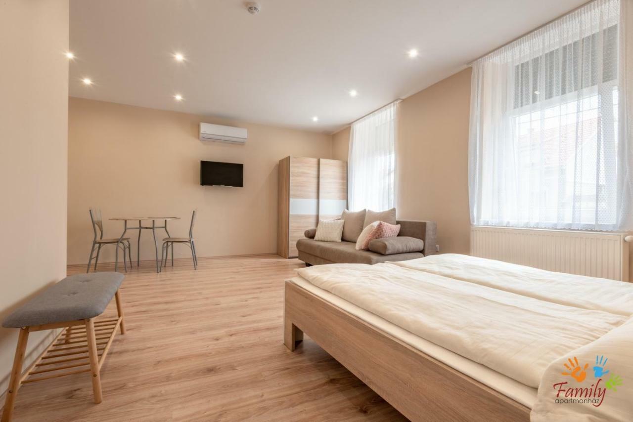 Family Apartmanhaz Apartment Nagykanizsa Luaran gambar