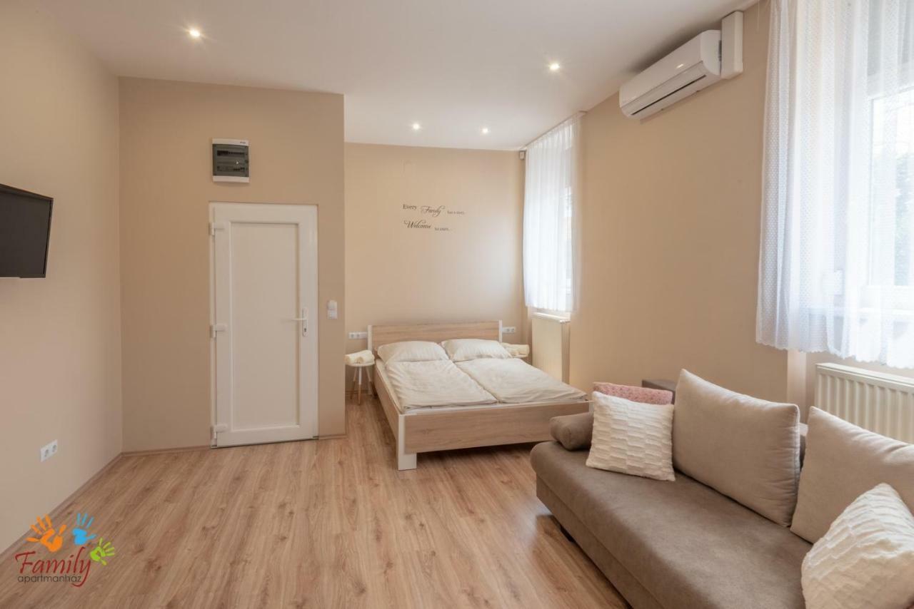 Family Apartmanhaz Apartment Nagykanizsa Luaran gambar
