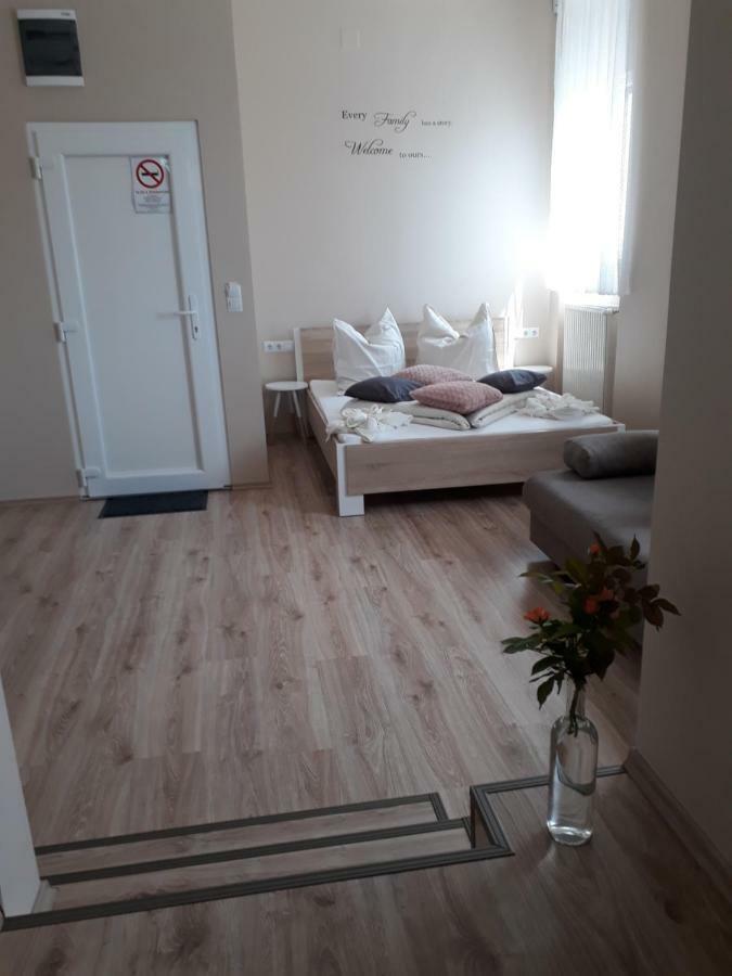 Family Apartmanhaz Apartment Nagykanizsa Luaran gambar
